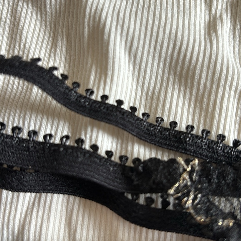 NWT L’Agent Lace Thong - Picture 7 of 8
